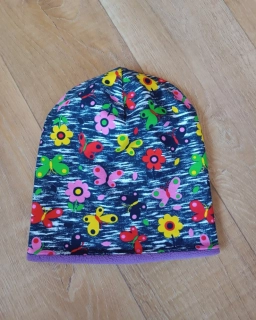 Zimní homeless čepice "Květy a motýlci" fialový fleece, vel. 50-53cm
